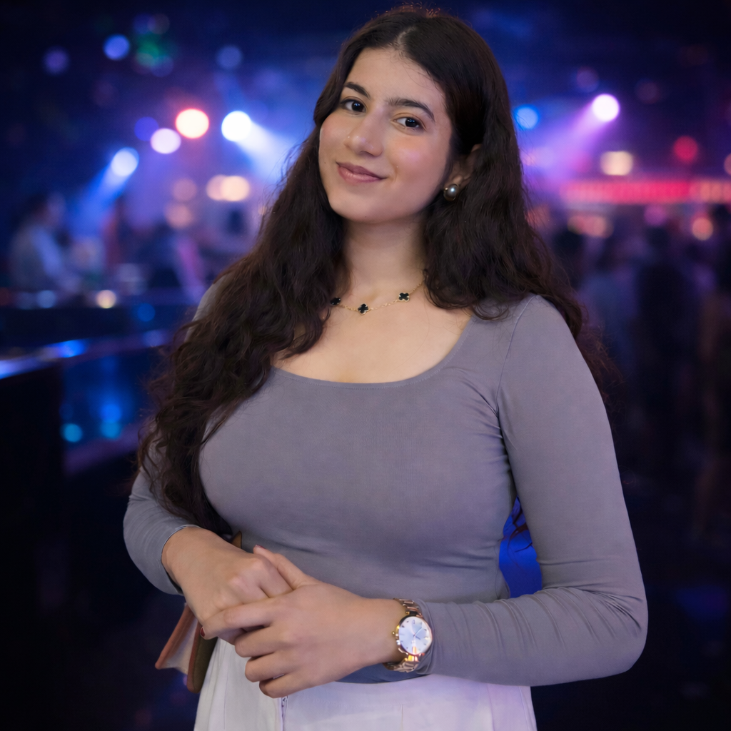 Midnight Clover Gold Necklace